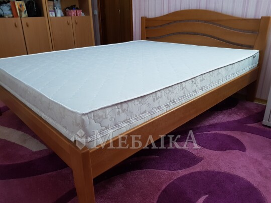 Букове ліжко Афіна нова з вигнутою спинкою