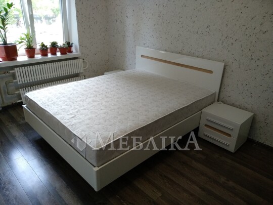 Ночная тумбочка Бьянко в двух цветах фасада