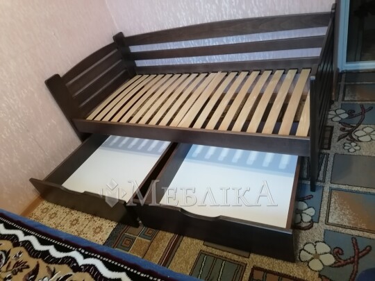 Деревянная детская кровать Карлсон