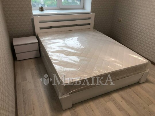 Двоспальне букове ліжко Селена з підіймальним механізмом