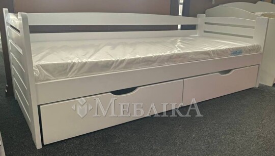 Деревянная детская кровать Карлсон