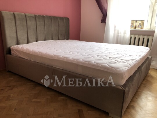 Вишукане ліжко з м’яким узголів’ям і підйомним механізмом Венеція