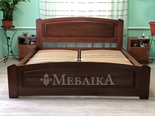 Буковая кровать Эдель с вместительными ящиками