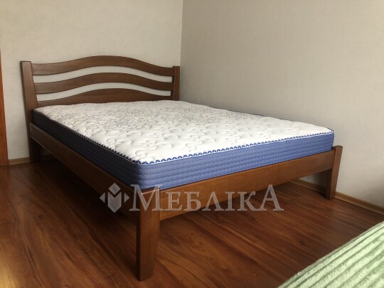 Букове ліжко Афіна нова з вигнутою спинкою