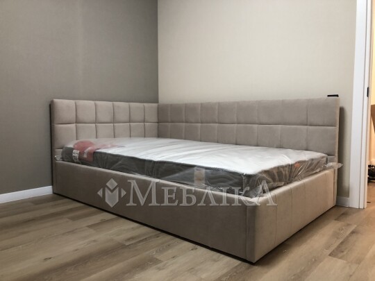 Кровать в ткани Торонто с подъемным механизмом