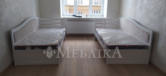Односпальная кровать Софи с высокой спинкой и ящиками