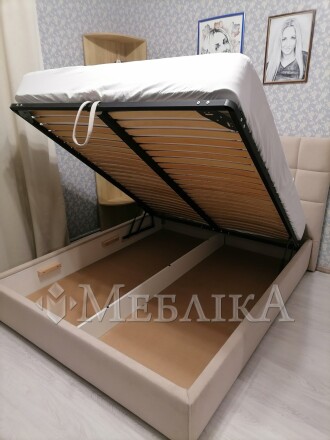 Роскошная мягкая кровать Сантьяго с подъемным механизмом