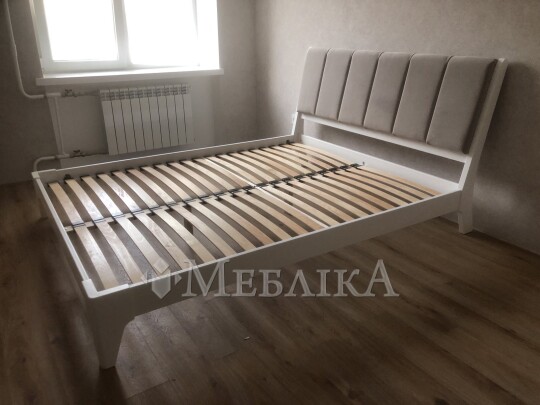 Ліжко з м'яким узголів'ям Евелін в наявності Луцьк