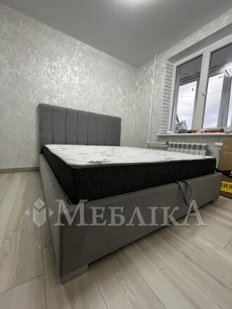 Вишукане ліжко з м’яким узголів’ям і підйомним механізмом Венеція