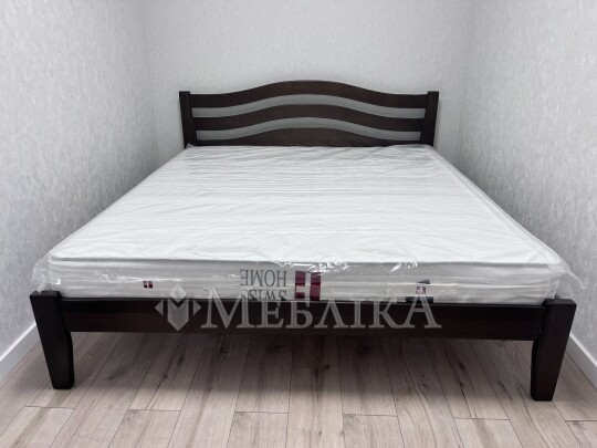 Букове ліжко Афіна нова з вигнутою спинкою