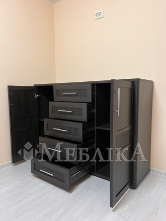 Большой комод Токио с ящиками и дверцами