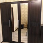 Вместительный четырехдверный шкаф Токио с зеркалами
