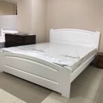Буковая кровать Эдель с вместительными ящиками