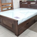Изысканная двуспальная кровать из массива бука Клеопатра