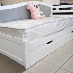 Односпальная кровать Софи с высокой спинкой и ящиками