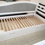 Односпальная кровать Софи с высокой спинкой и ящиками