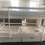 Минималистская деревянная  кровать трансформер Шрек