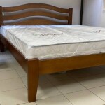 Букове ліжко Афіна нова з вигнутою спинкою