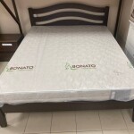 Букове ліжко Афіна нова з вигнутою спинкою