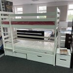 Минималистская деревянная  кровать трансформер Шрек