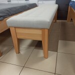 Банкетка-пуф з дерева бук на ніжках