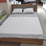 Комплект постільної білизни двоспальний з простирадлом на гумці 160х200