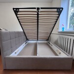 Кровать в ткани Торонто с подъемным механизмом