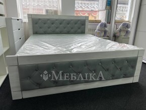 Ліжко з м'якими вставками в узголів'ї та узніжжі Наталі Уцінка