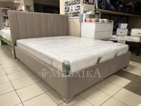 Кровать в ткани и с матрасом Оскар