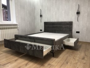 Кровать в ткани с ящиками  L-015